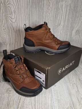 Ariat Terrain Hiking Leather Boots  Mens Size 7 NWT